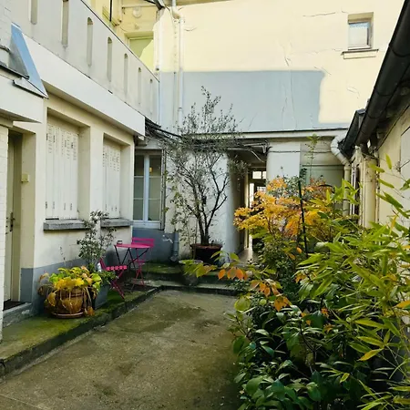Montmartre Romantic, Bed & Breakfast - Paris-2